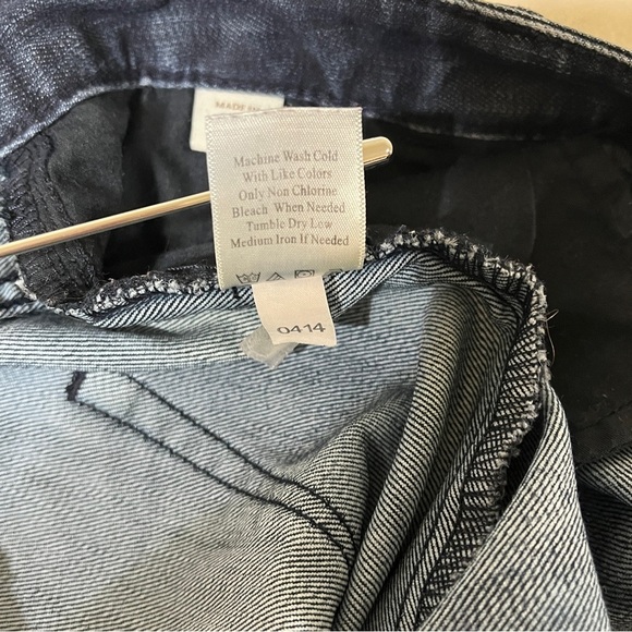 COLDWATER CREEK Womens Jeans Natural Fit Slim Leg Dark Wash Size 8 - Picture 7 of 14